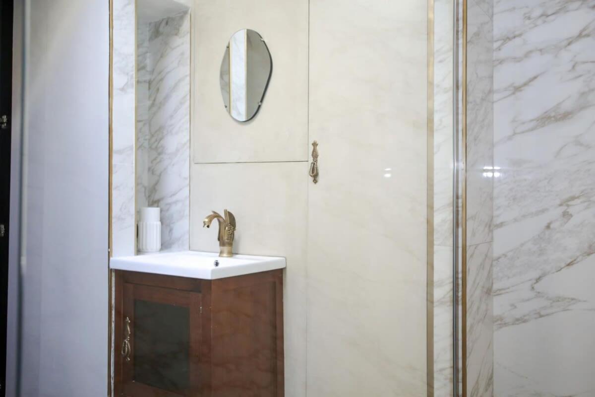 Appartement Moderne Confort Proche Montmartre - 4P Париж Екстериор снимка